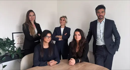 Papiachvili Avocats - Avocat en droit de la construction sur Lille métropole : litige, malfaçon, désordres, vices ou non-conformités lors de la rénovation ou la construction d'un ouvrage (maison, appartement, bureaux, locaux professionnels, …) sur Lille métropole